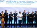jokowi-ktt-asean_20171114_084559.jpg