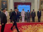 jokowi-lantik-sahat-manaor-panggabean-nih3.jpg