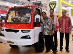 jokowi-luncurkan-angkutan-pedesaan_20180802_212001.jpg