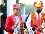 jokowi-memilih-baju-adat-asal-buton-pada-hut-ke-77-ri.jpg