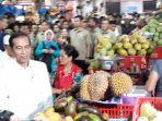 jokowi-meninjau-pasar-badung-bali_1.jpg