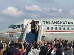 jokowi-naik-boeingggg-tni-ke-solo.jpg