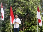 jokowi-naik-sepeda-hadiri-deklarasi-alumni-universitas-indonesia_20190112_213538.jpg