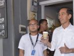 jokowi-ngopi-di-kedai-kopi-tuku_20170703_053015.jpg