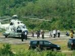 jokowi-pakai-helikopter-ke-madura_20160319_203417.jpg