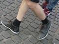 jokowi-pakai-sepatu-blusukan-saat-acara-jakarta-marathon-2013.jpg