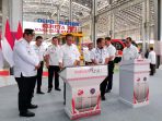 jokowi-resmikan-kereta-api-sulawesi-lintas-makassar-parepare_20230329_223036.jpg