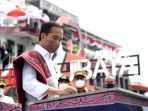 jokowi-resmikan-tujuh-pelabuhan-penyeberangan-di-danau-toba_20220204_003354.jpg
