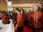jokowi-sambangi-paviliun-sampoerna-pada-trade-expo-indonesia_20181024_231700.jpg