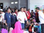 jokowi-sambangi-pengungsi-tsunami-di-lampung-selatan.jpg
