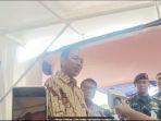 Senyum Jokowi saat Disebut Comblangi Pertemuan Prabowo dengan Megawati