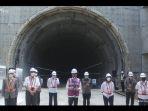 jokowi-tinjau-kereta-cepat-di-bekasi-cek.jpg