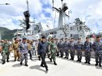 jokowi-tinjau-kesiapan-kapal-perang-di-natuna_20200108_143856.jpg