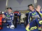 jorge-lorenzo-dan-valentino-rossi-saat-peluncuran.jpg