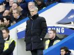 jose-mourinho-bengong_20150125_090522.jpg