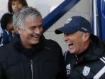 jose-mourinho-n-tony-pulis_20150520_150631.jpg