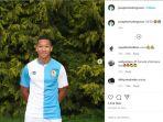 joseph-ferguson-simatupang-bek-kanan-blackburn-rovers.jpg