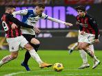 josip-ilicic-ketika-beraksi-melawan-ac-milan-di-stadion-san-siro.jpg