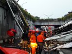 jpo-pasar-minggu-roboh_20160924_195857.jpg