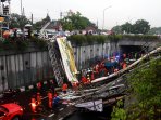 jpo-pasar-minggu-roboh_20160924_200225.jpg