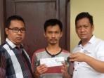 jual-mobil-ngaku-hilang_20161011_171159.jpg
