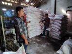 jual-pupuk-bersubsidi-widodo-dicokok.jpg