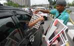 jualan-poster-presiden-jokowi-jusuf-kalla-dan-kabinet-kerja_20141107_105744.jpg