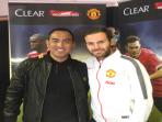 juan-mata-dan-repoter-tribunnewscom_20150529_045542.jpg