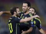 juan-mata-sergio-busquets_20150909_021429.jpg