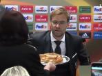juergen-klopp-roti-kering_20160220_015340.jpg