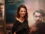 julie-estelle-ok_20170914_142919.jpg