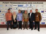 jumlah-zakat-upz-ke-baznas-semakin-meningkat_20180228_095056.jpg