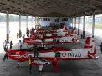 jupiter-aerobatic-team-tiba-di-lanud-roesmin-nurjadin_20150312_162158.jpg