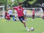 justin-hubner-cerezo-osaka-57.jpg