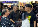 jusuf-hamka-blusukan-ke-pasar-tanah-abang-kamis-2.jpg