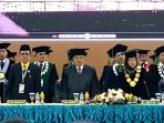 jusuf-kalla-dapat-gelar-doktor-kehormatan_20180623_104832.jpg