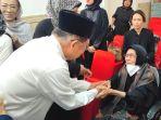 jusuf-kalla-melayat-almarhum-solihin-g.jpg