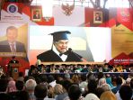 jusuf-kalla-terima-anugerah-doktor-hc-dari-itb_20200113_142846.jpg