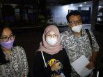 juy-putri-diperiksa-polisi4.jpg