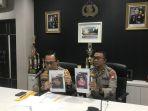 kabid-humas-polda-metro-jaya-kombes-pol-ade-ary-syam-indradi-rilis-foto-begal-motor.jpg