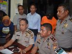 kabid-humas-polda-papua-kombes-pol-ahmad-musthofa-kamal_20171011_155616.jpg