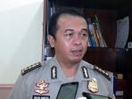 kabid-humas-polda-sulsel-kombes-pol-frans-barung-mangera_20160727_143944.jpg
