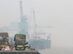 kabut-asap-masih-selimuti-pontianak_20150916_012556.jpg