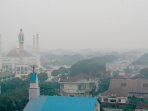 kabut-asap-tingkatkan-pengidap-ispa-di-pontianak_20150910_002921.jpg