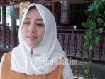 kades-kedungkumpul-kecamatan-sukorame-angely-emitasari-yang-diwac.jpg