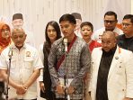 kaesang-temui-presiden-pks_20240708_192609.jpg
