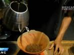 kafe-unik-ini-hadirkan-makanan-dan-minuman-tradisional_20170401_152747.jpg