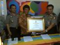 kak-seto-award-bagi-ipda-anumerta-kus-hendratna2.jpg