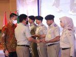 kakantah-lebih-confident-tampak-seragam-ba.jpg