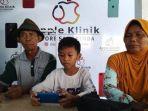 kakek-yatmin-62-datangi-sebuah-konter.jpg